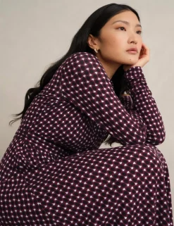 Jersey Geometric V-Neck Midi Shirt Dress