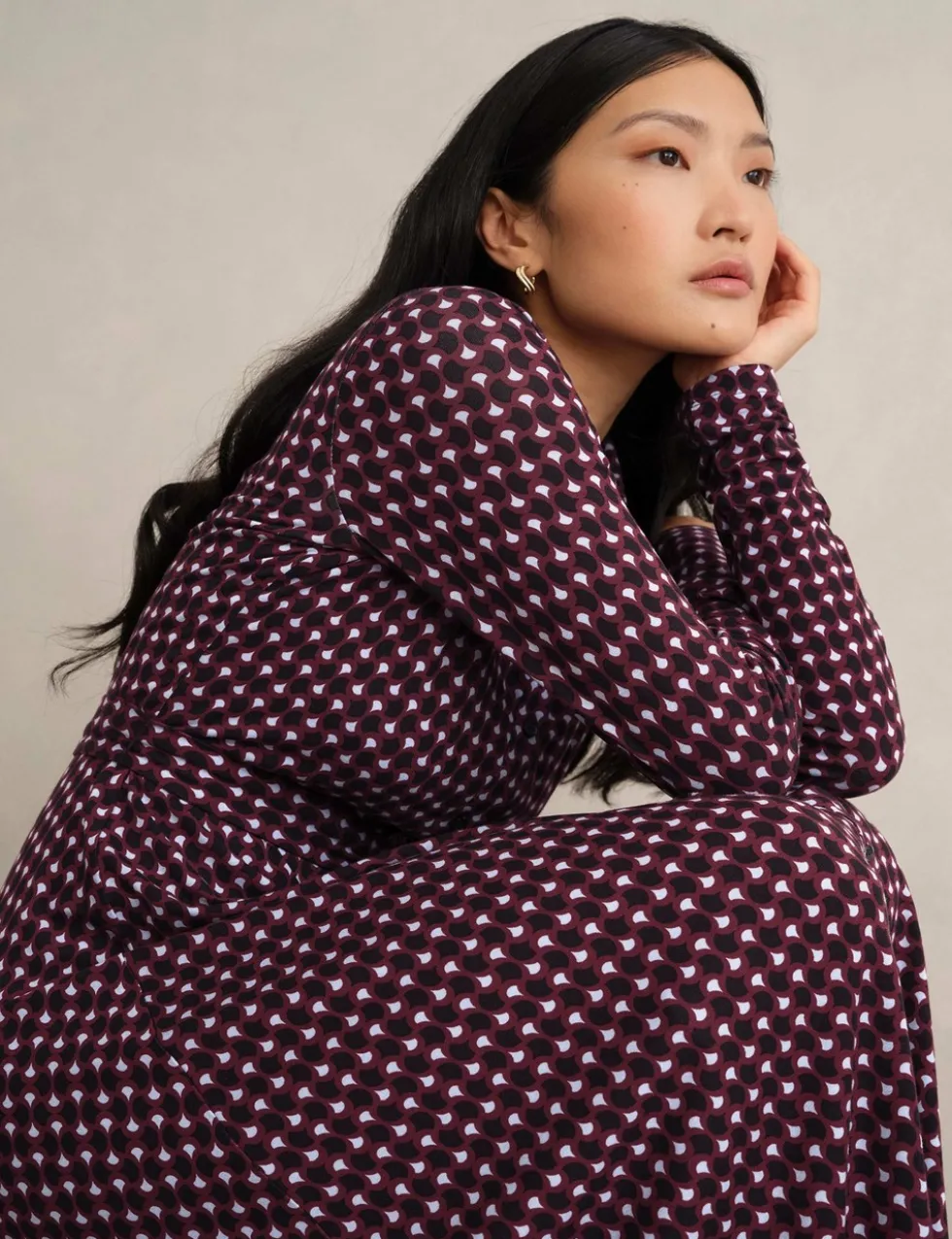 Jersey Geometric V-Neck Midi Shirt Dress