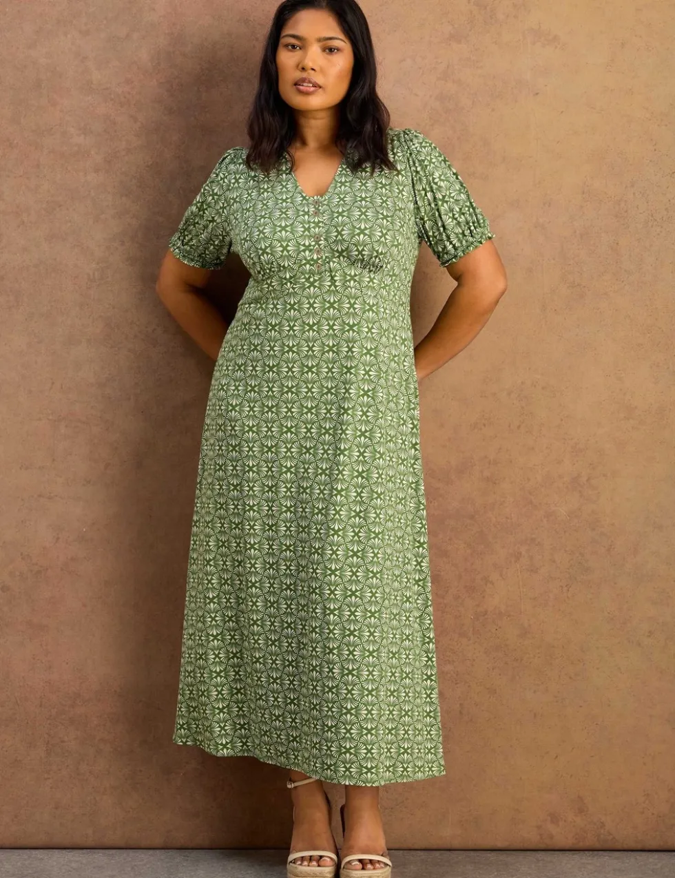 Jersey Printed V-Neck Midaxi Tea Dress