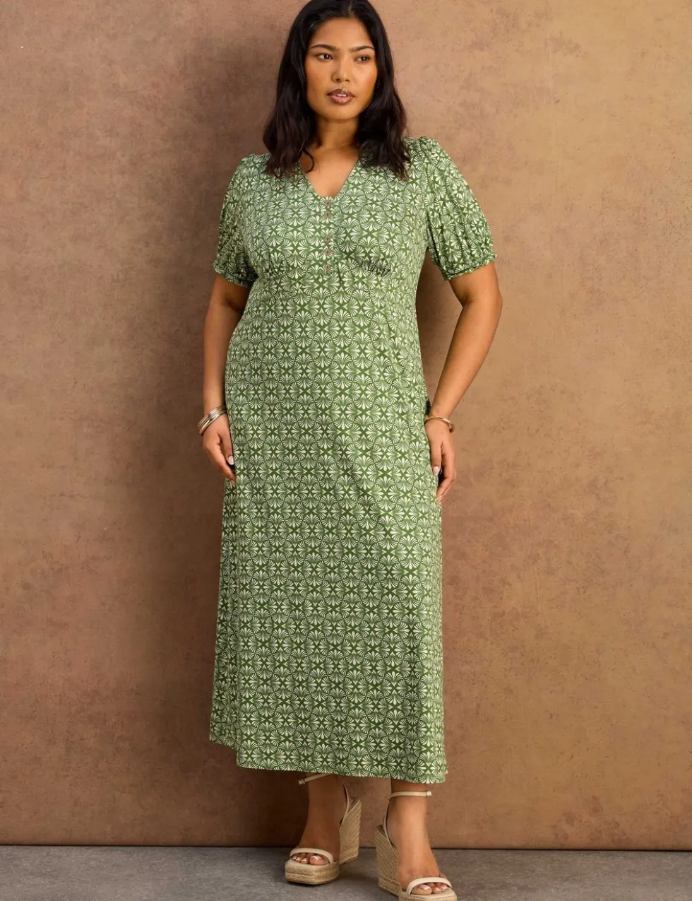 Jersey Printed V-Neck Midaxi Tea Dress
