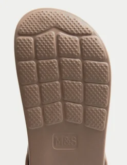 Kids' Clogs (4 Small - 7 Large)