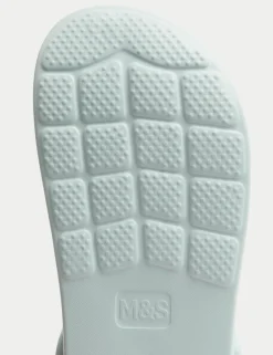 Kids' Clogs (4 Small - 7 Large)
