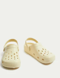 Kids' Clogs (4 Small - 7 Large)