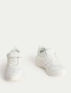 Kids' Freshfeetâ„¢ Riptape Trainers (4 Small - 2 Large)
