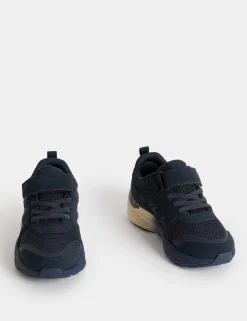 Kids' Freshfeetâ„¢ Riptape Trainers (4 Small - 2 Large)