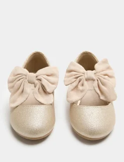 Kids' Shimmer Bow Ballet Shoes (4 Small-2 Large)