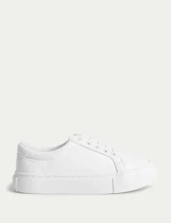 Kids' Trainers (4 Small - 7 Large)