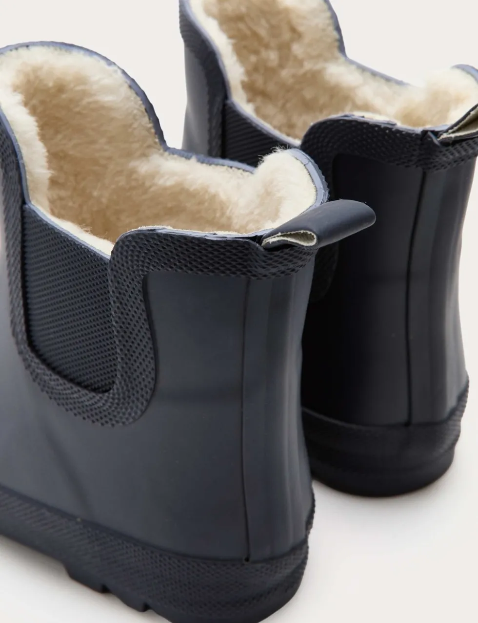 Kids' Warm Lined Chelsea Wellies (3 Small - 2 Large)