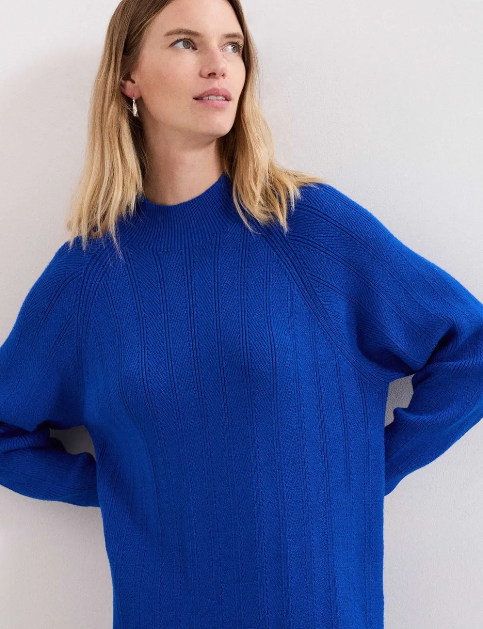 Knitted Textured Round Neck Mini Jumper Dress