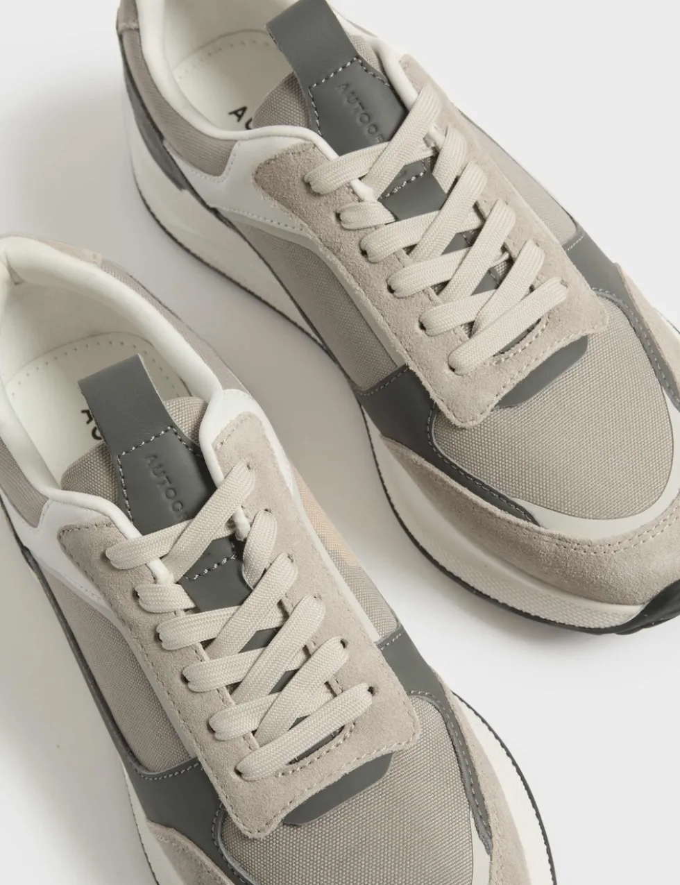 Lace Up Mesh Runner Trainers