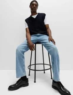 Lambswool Blend V-Neck Knitted Vest