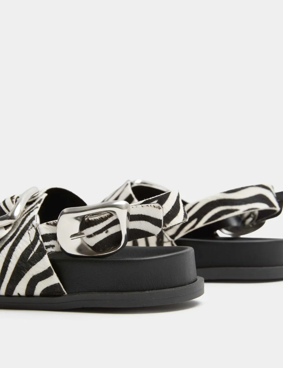 Leather Buckle Animal Print Flat Sandals