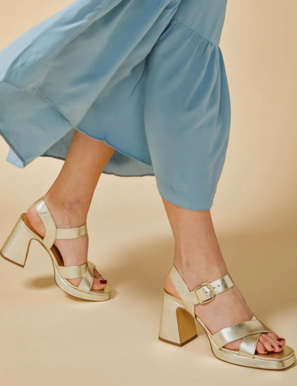 Leather Buckle Block Heel Sandals