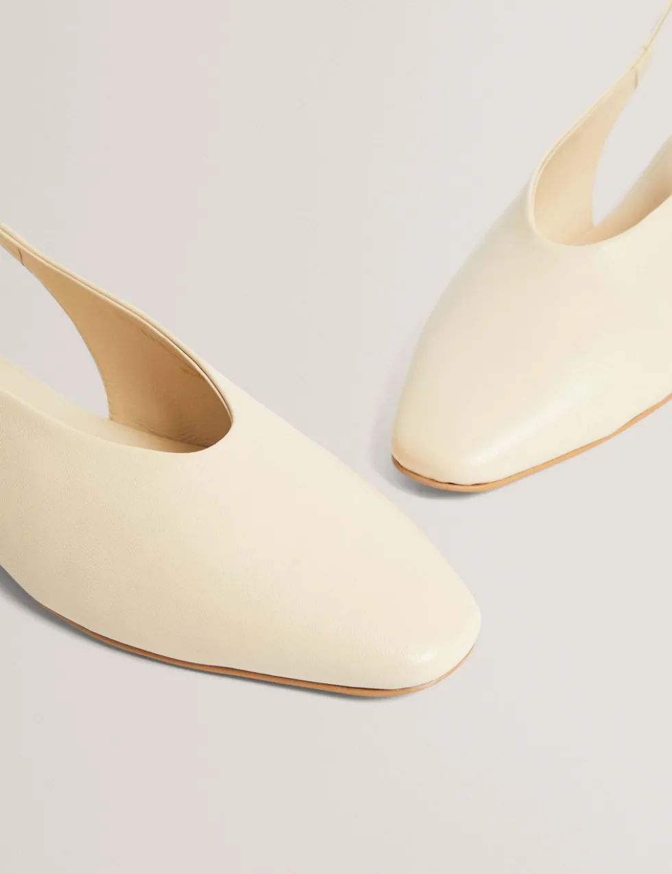 Leather Flat Chisel Toe Slingback Shoes