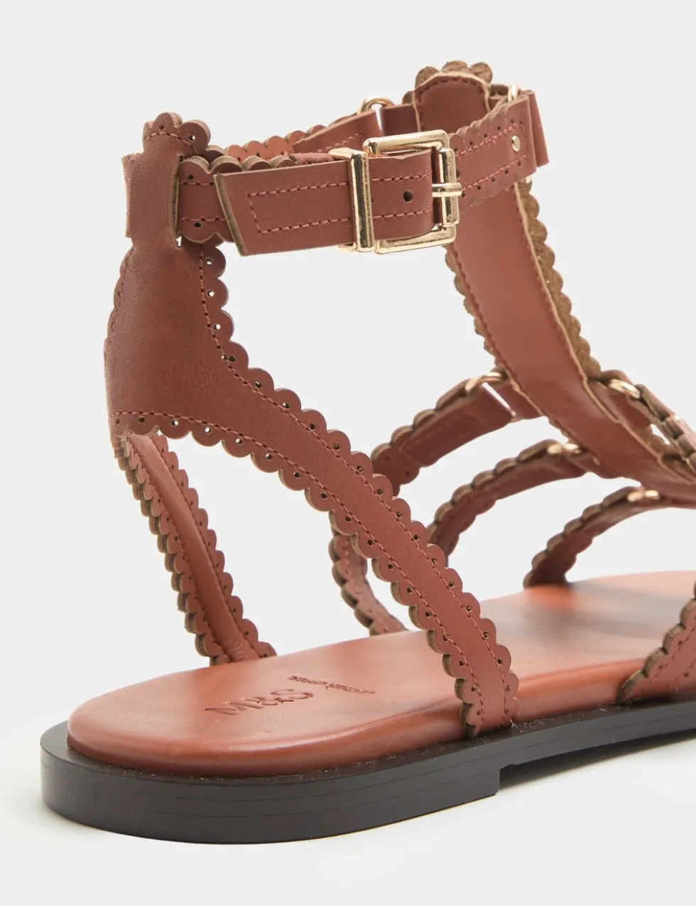 Leather Scallop Edge Flat Gladiator Sandals