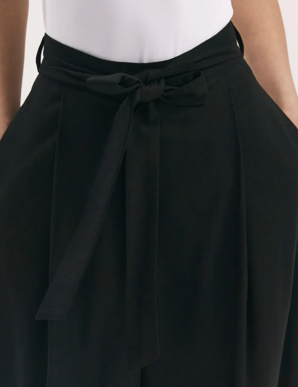 Linen Blend Belted Wide Leg Trousers
