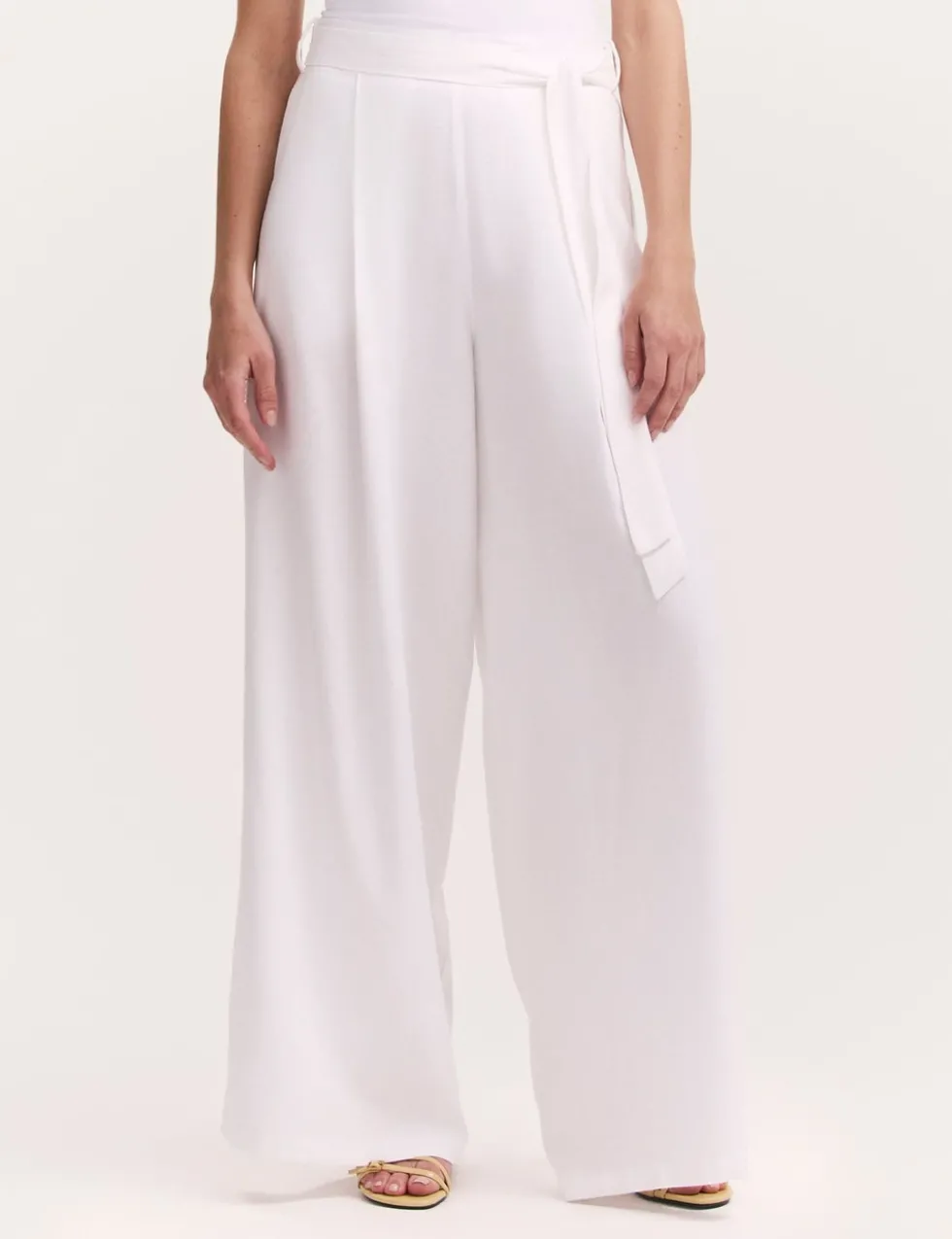 Linen Blend Belted Wide Leg Trousers
