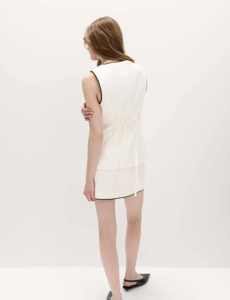 Linen Blend Contrast Piping Waistcoat
