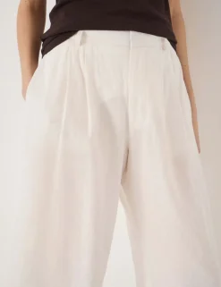 Linen Blend High Waisted Bermuda Shorts