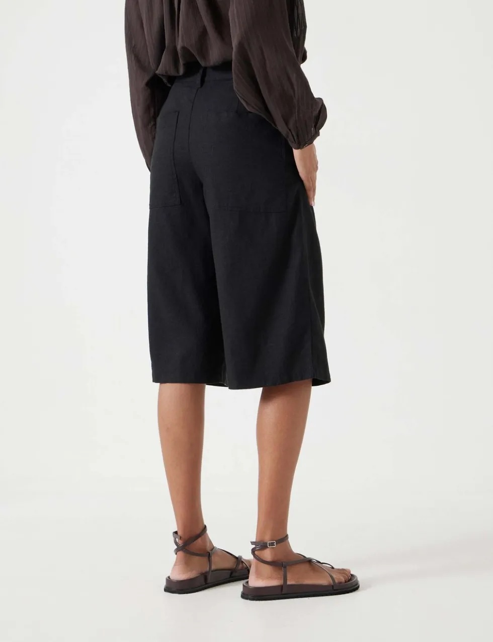 Linen Blend High Waisted Bermuda Shorts