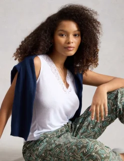Linen Blend Lace Trim V-Neck Vest Top