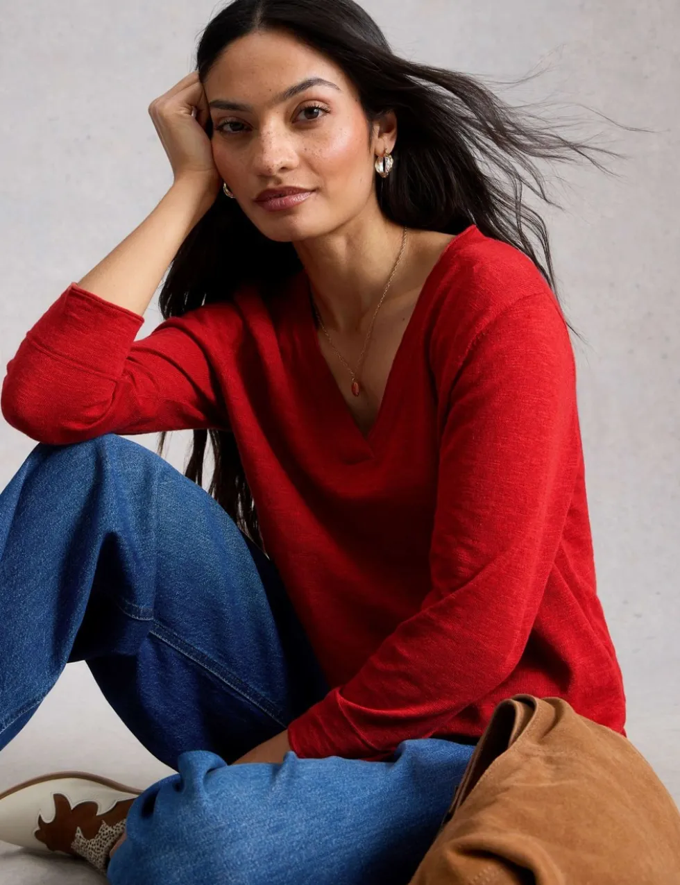Linen Blend V-Neck Jumper