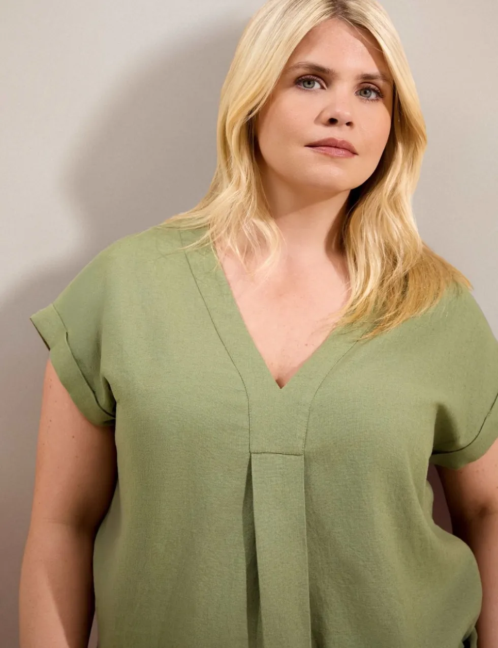 Linen Blend V-Neck Top