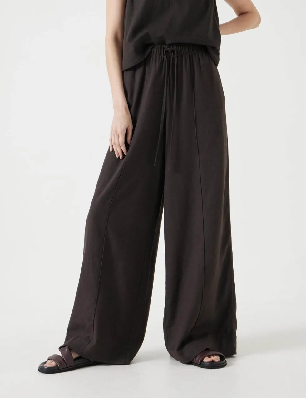 Linen Blend Wide Leg Trousers