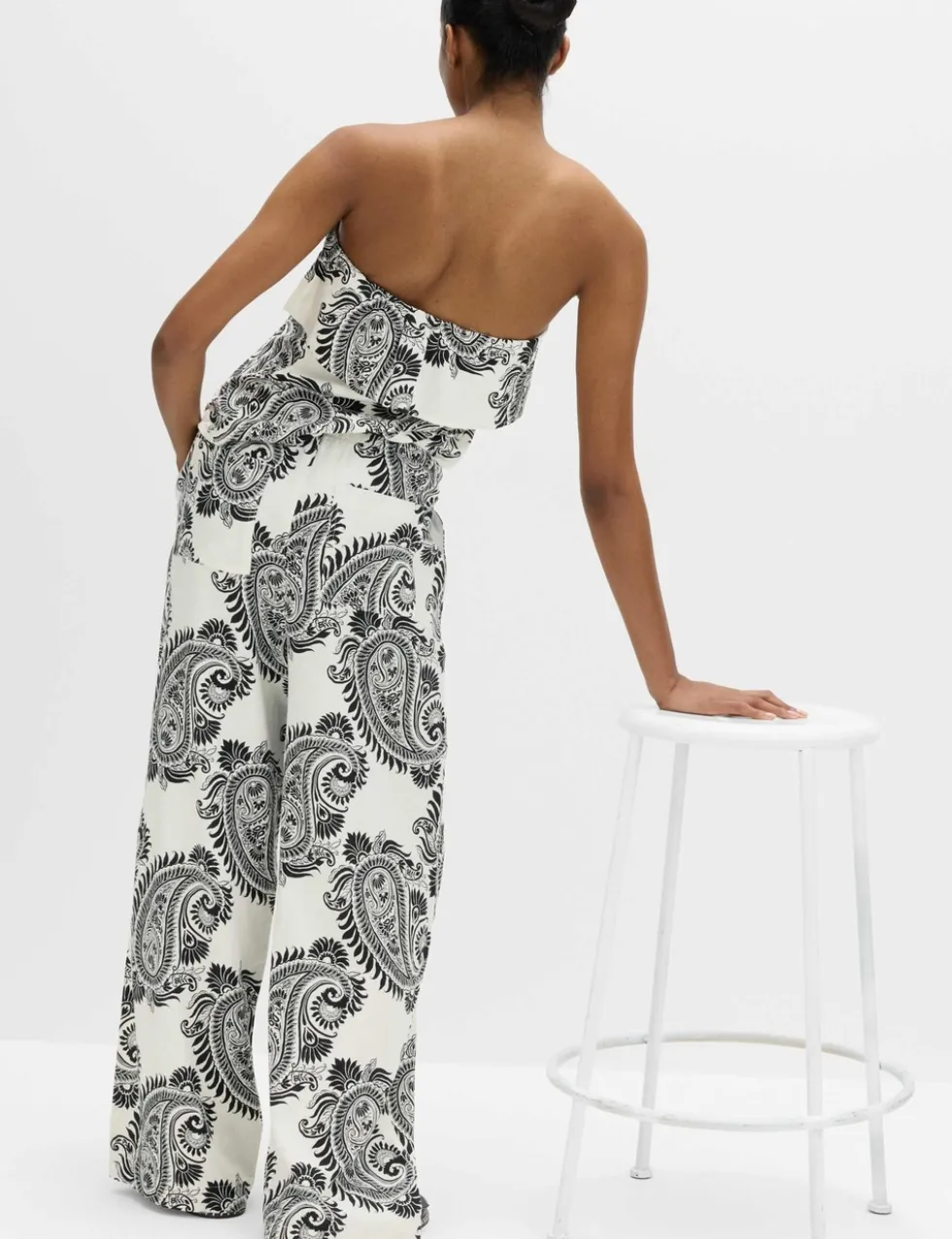 Linen Rich Drawstring Wide Leg Trousers
