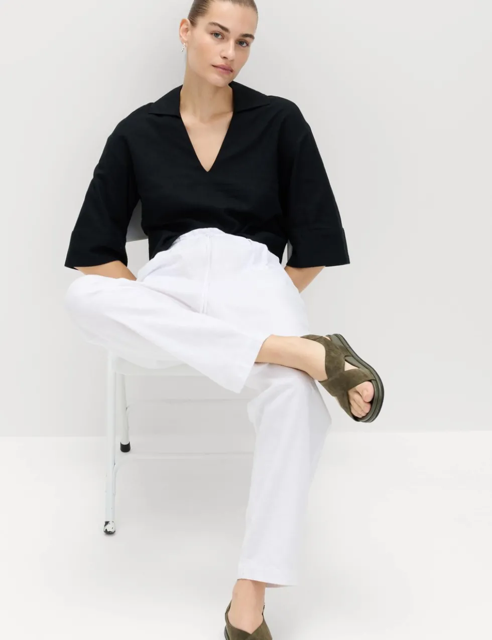 Linen Rich Elasticated Waist Tapered Trousers