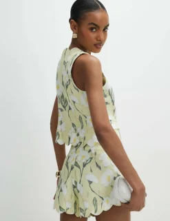 Linen Rich Floral Scallop Shorts