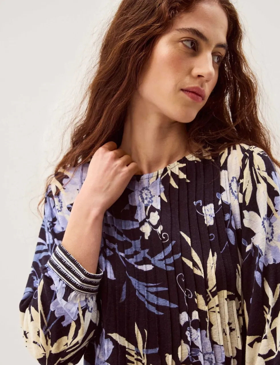 Linen Rich Floral Top