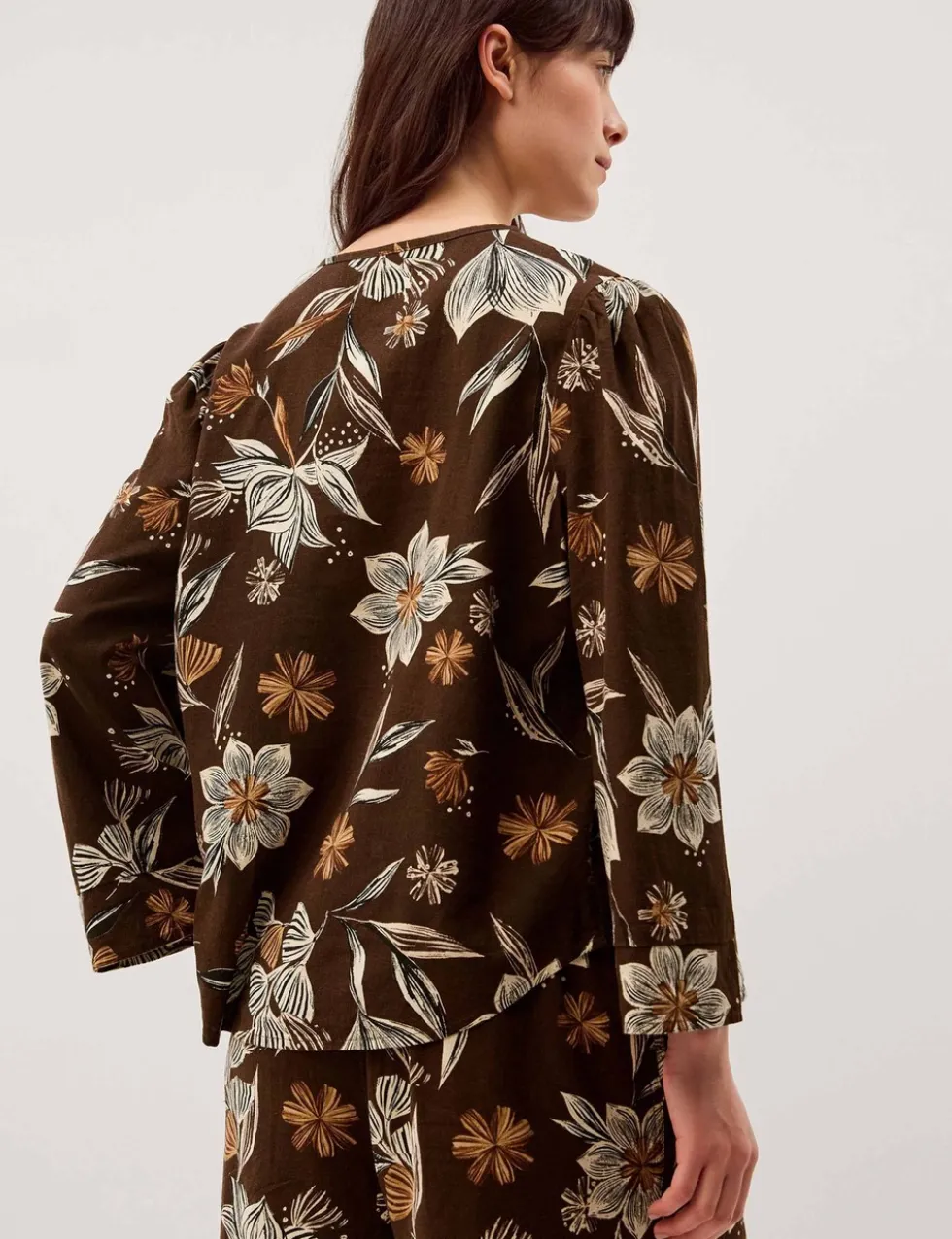 Linen Rich Floral V-Neck Tie Detail Blouse