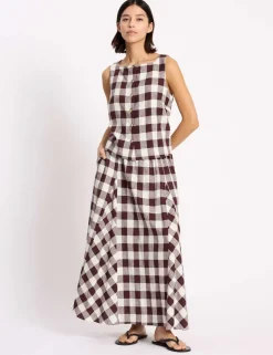 Linen Rich Gingham Square Neck Top