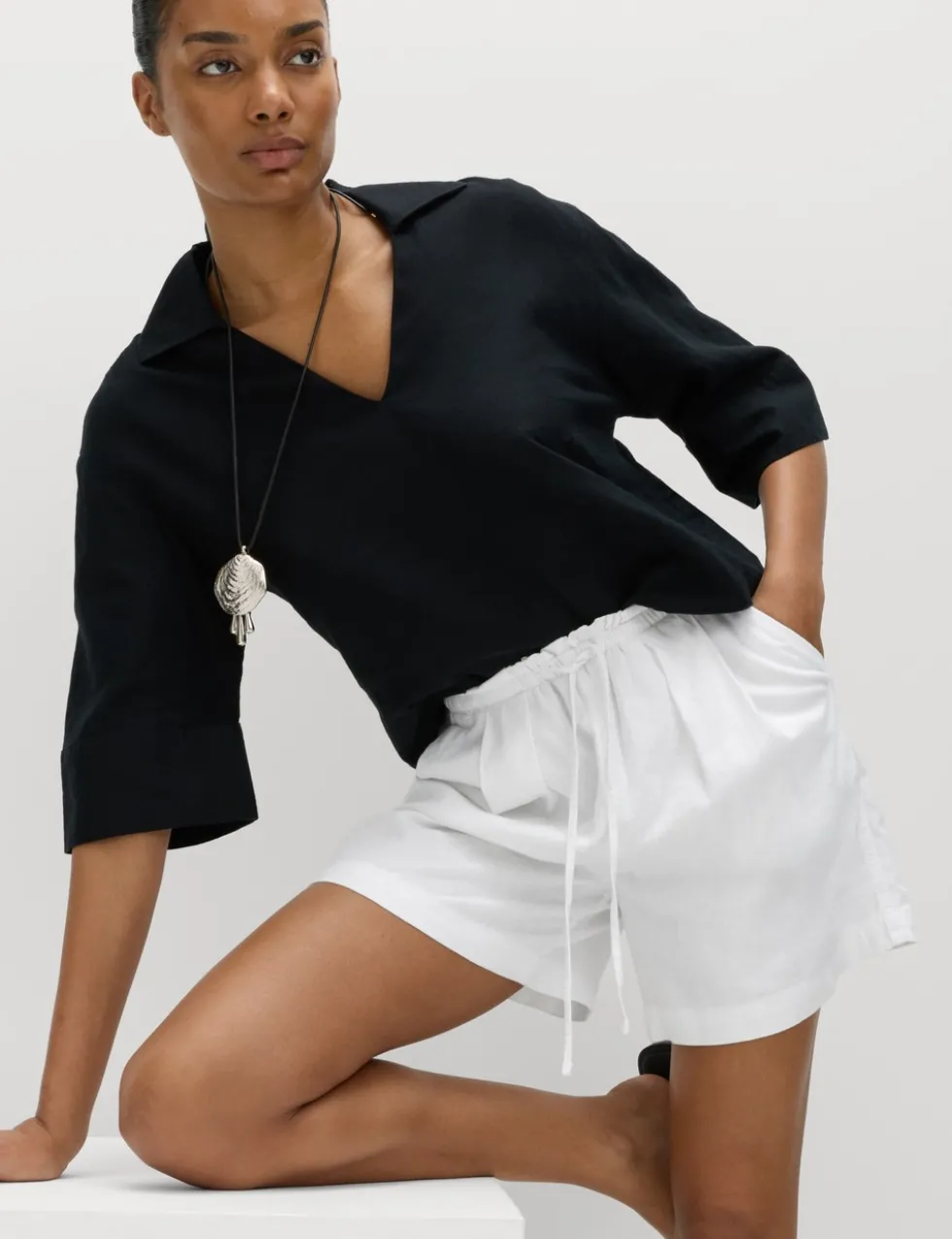 Linen Rich High Waisted Shorts