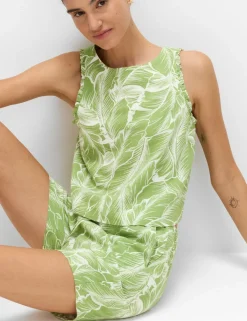 Linen Rich Palm Print Shorts