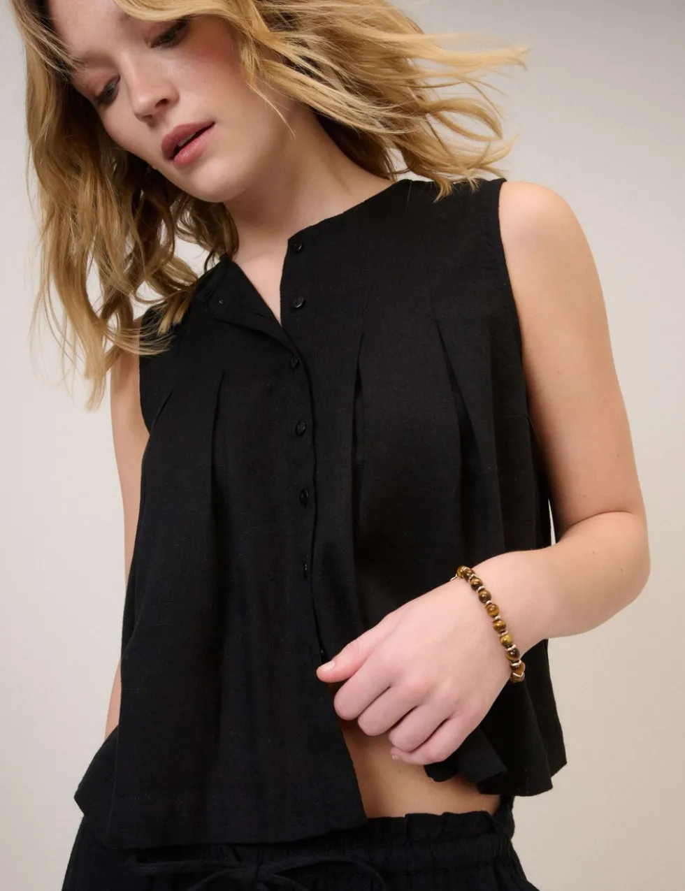 Linen Rich Pintuck Shell Top