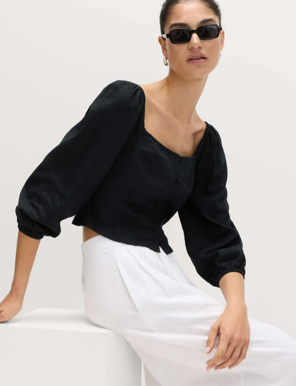 Linen Rich Puff Sleeve Top