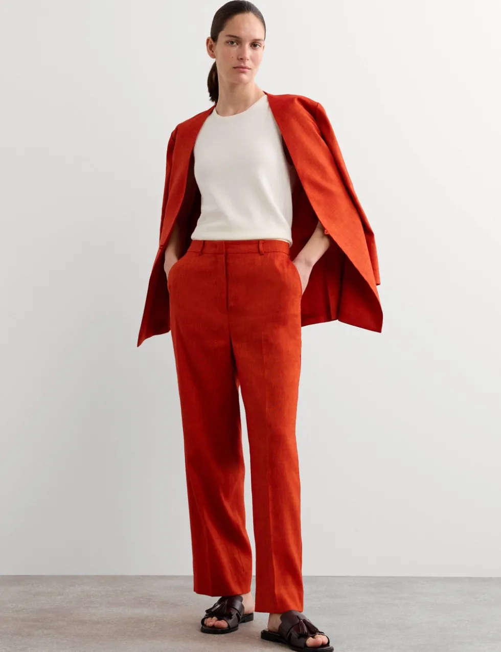 Linen Rich Tapered Trousers with Wool