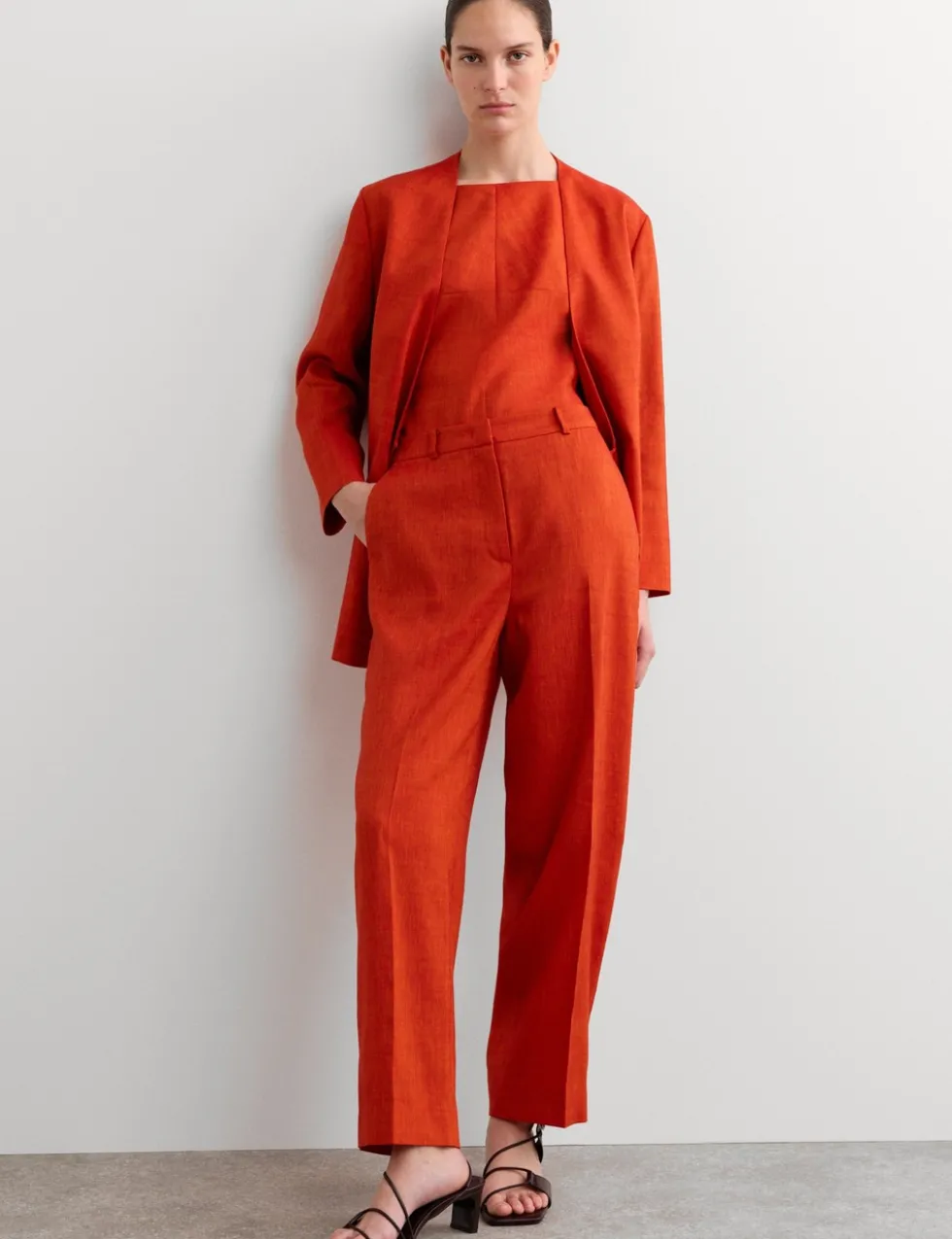 Linen Rich Tapered Trousers with Wool