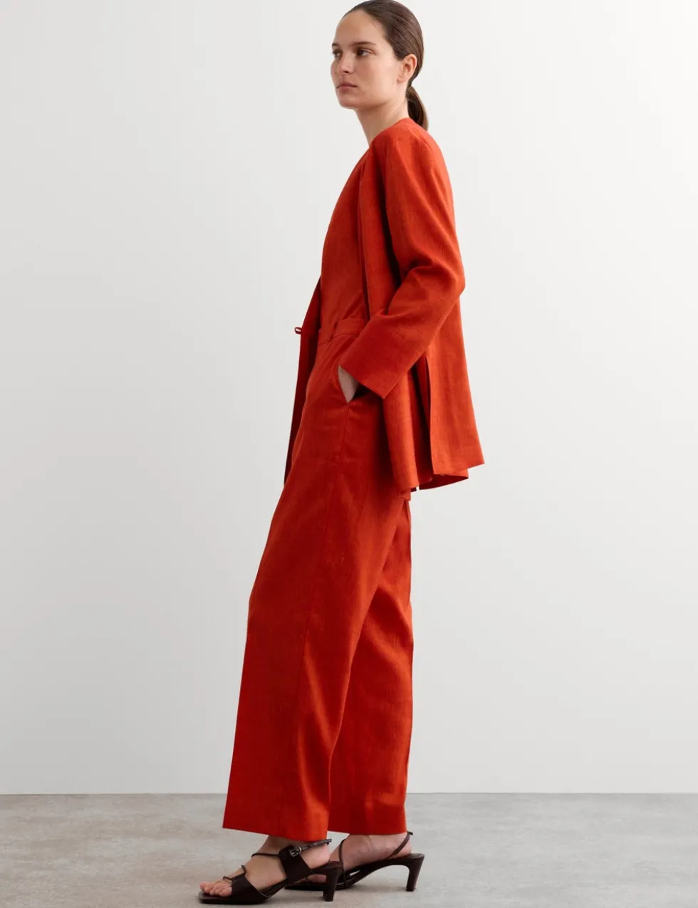 Linen Rich Tapered Trousers with Wool