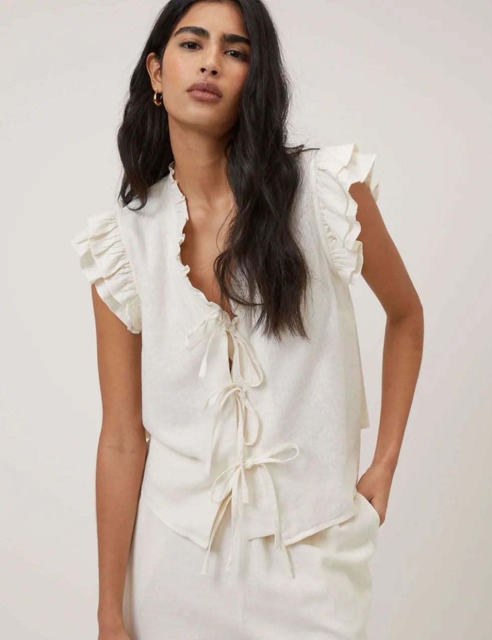 Linen Rich Tie Front Ruffle Top