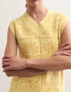Linen Rich V-Neck Stitch Detail Knitted Vest