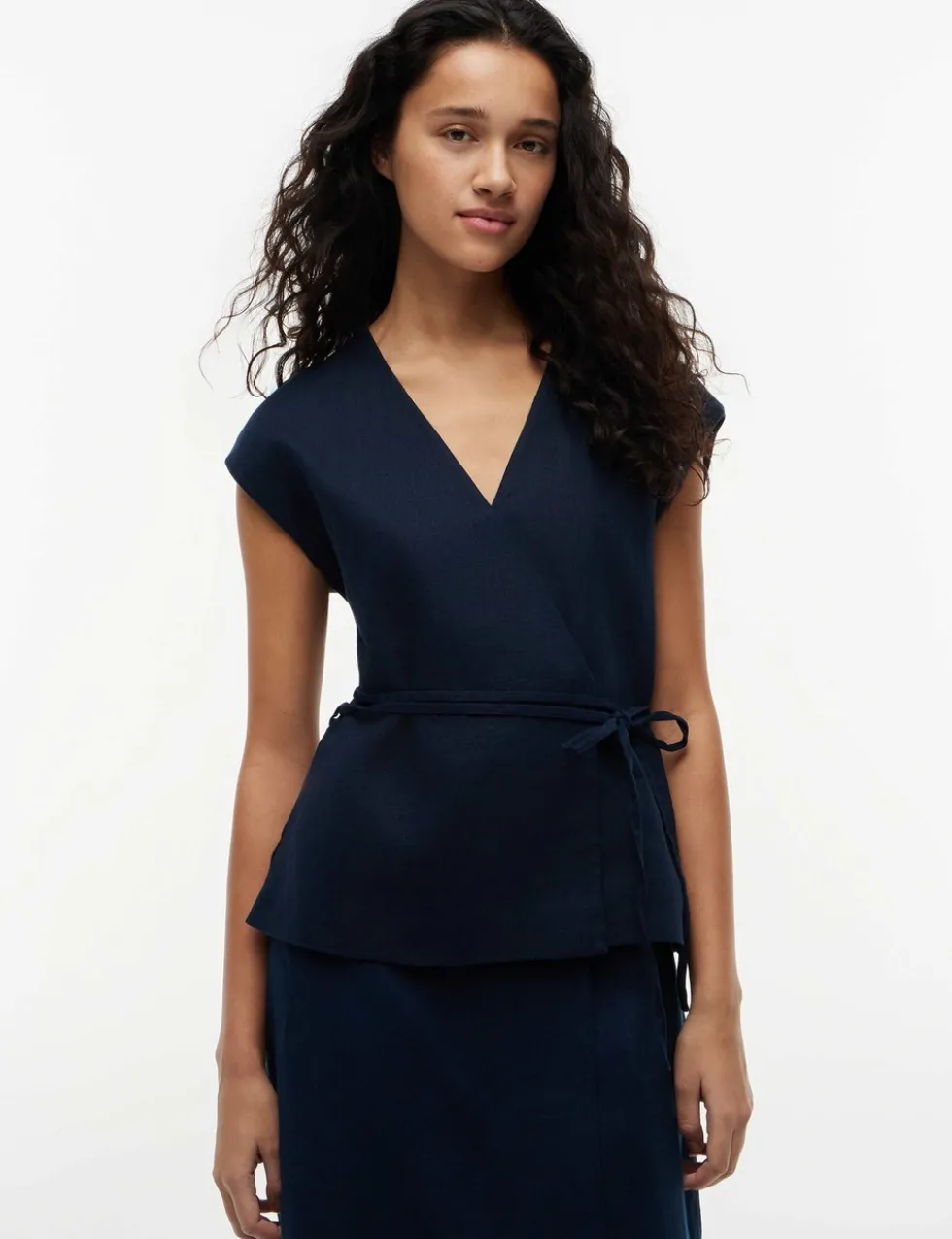 Linen Rich V-Neck Tie Detail Vest