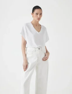 Linen Rich V-Neck T-Shirt