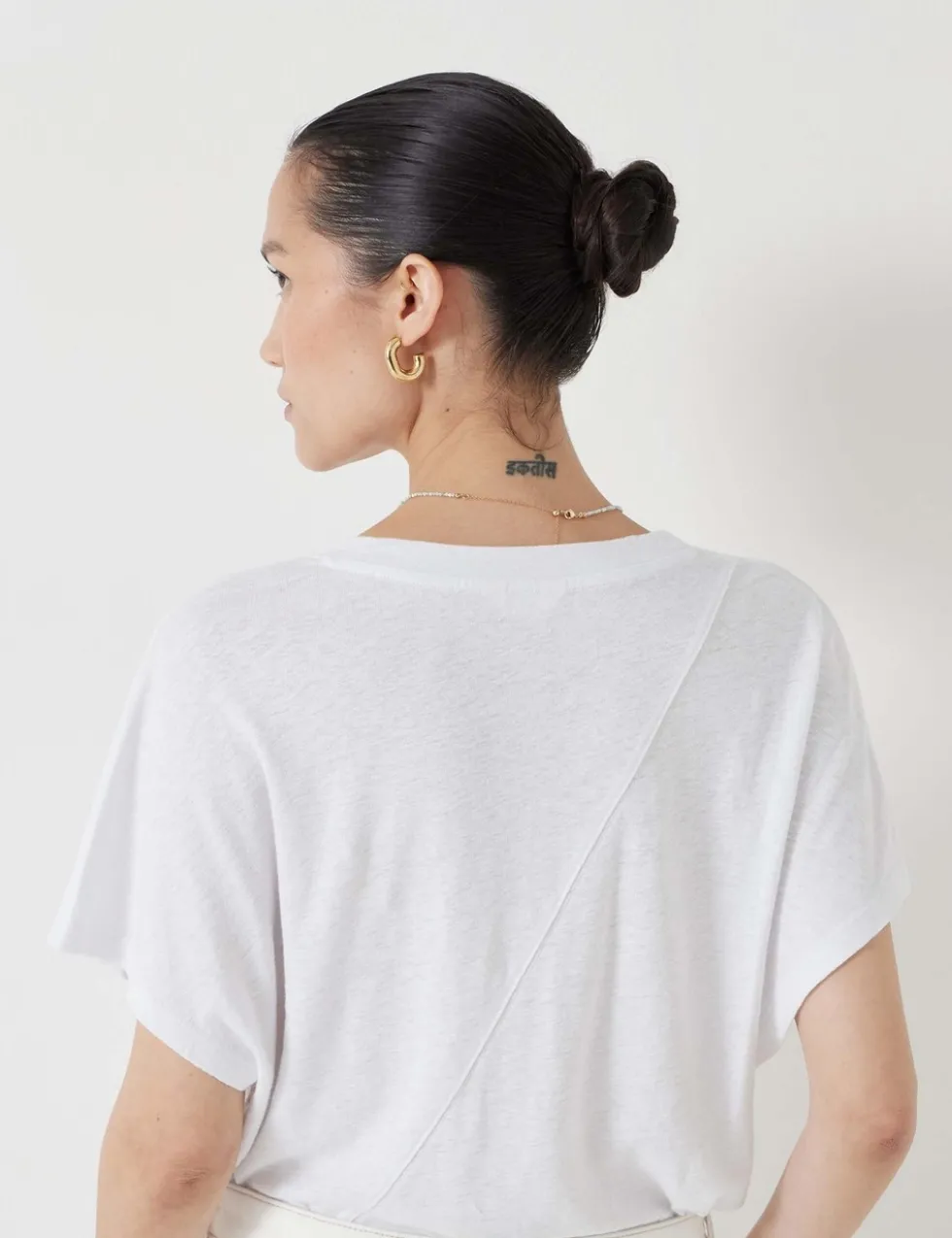 Linen Rich V-Neck T-Shirt