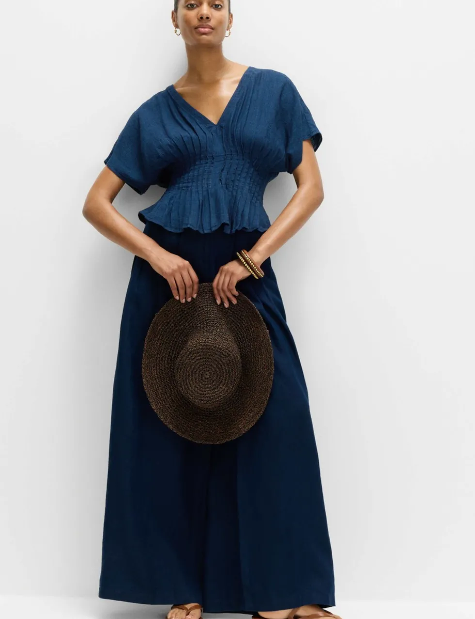 Linen Rich V-Neck Waisted Top