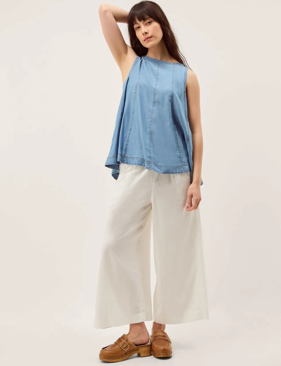 Linen Rich Wide Leg Cropped Trousers