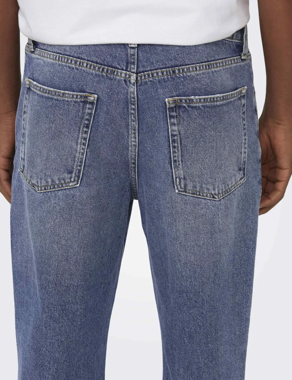 Loose Fit 5 pocket Jeans