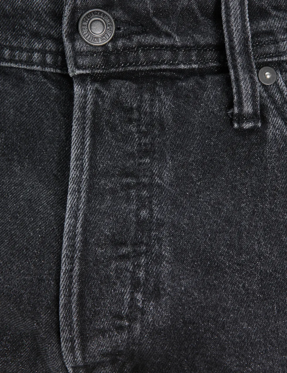 Loose Fit Jeans